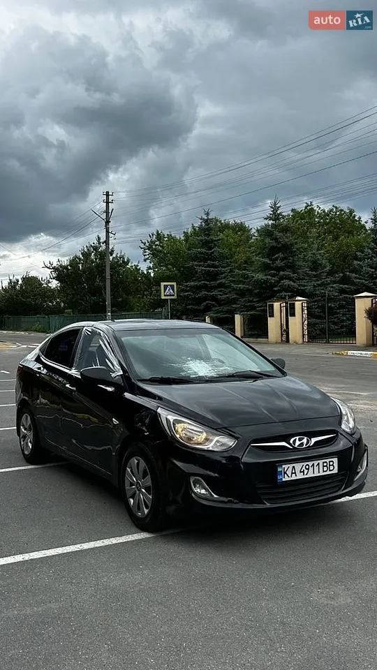 2013 Hyundai Accent - мініатюра 23