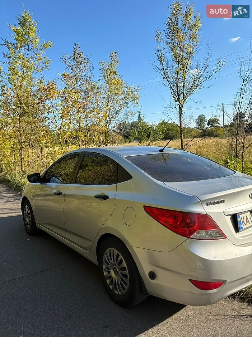 2013 Hyundai Accent - мініатюра 13
