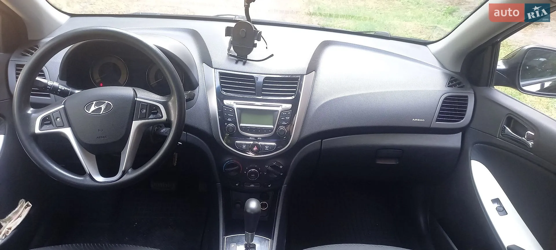 2012 Hyundai Accent - мініатюра 14