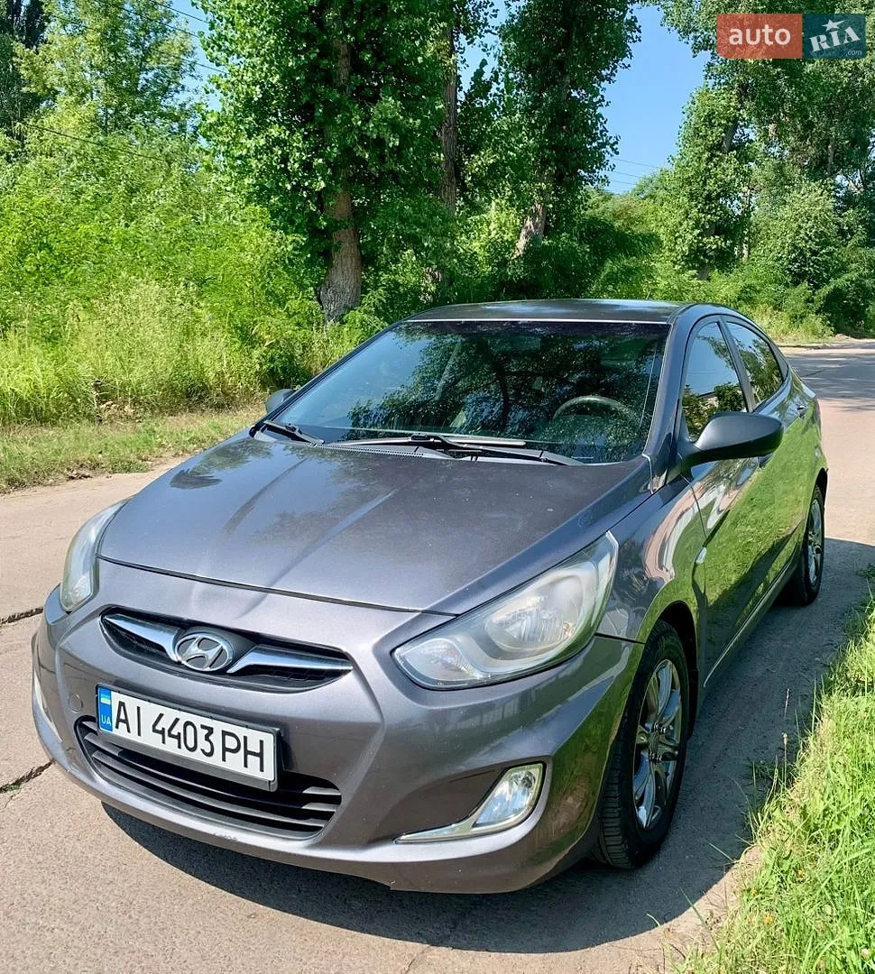 Hyundai Accent 2011