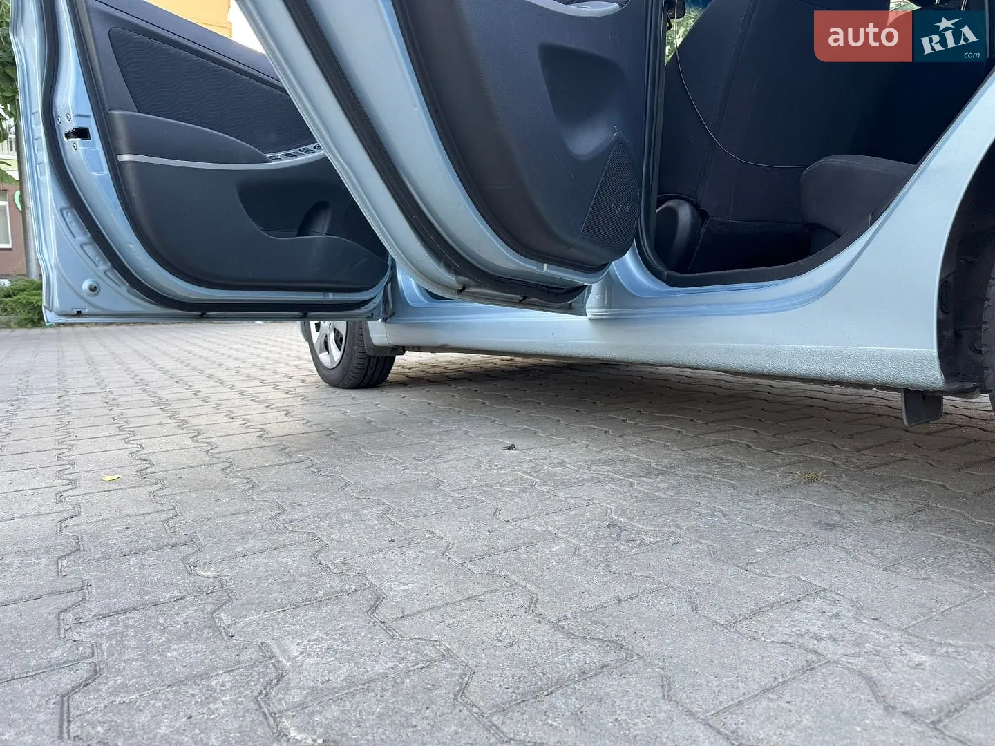 2012 Hyundai Accent - мініатюра 9