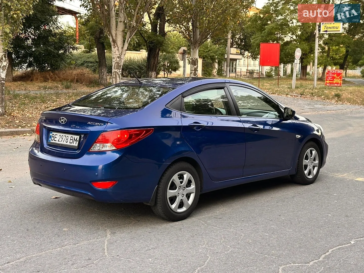 2011 Hyundai Accent - мініатюра 9