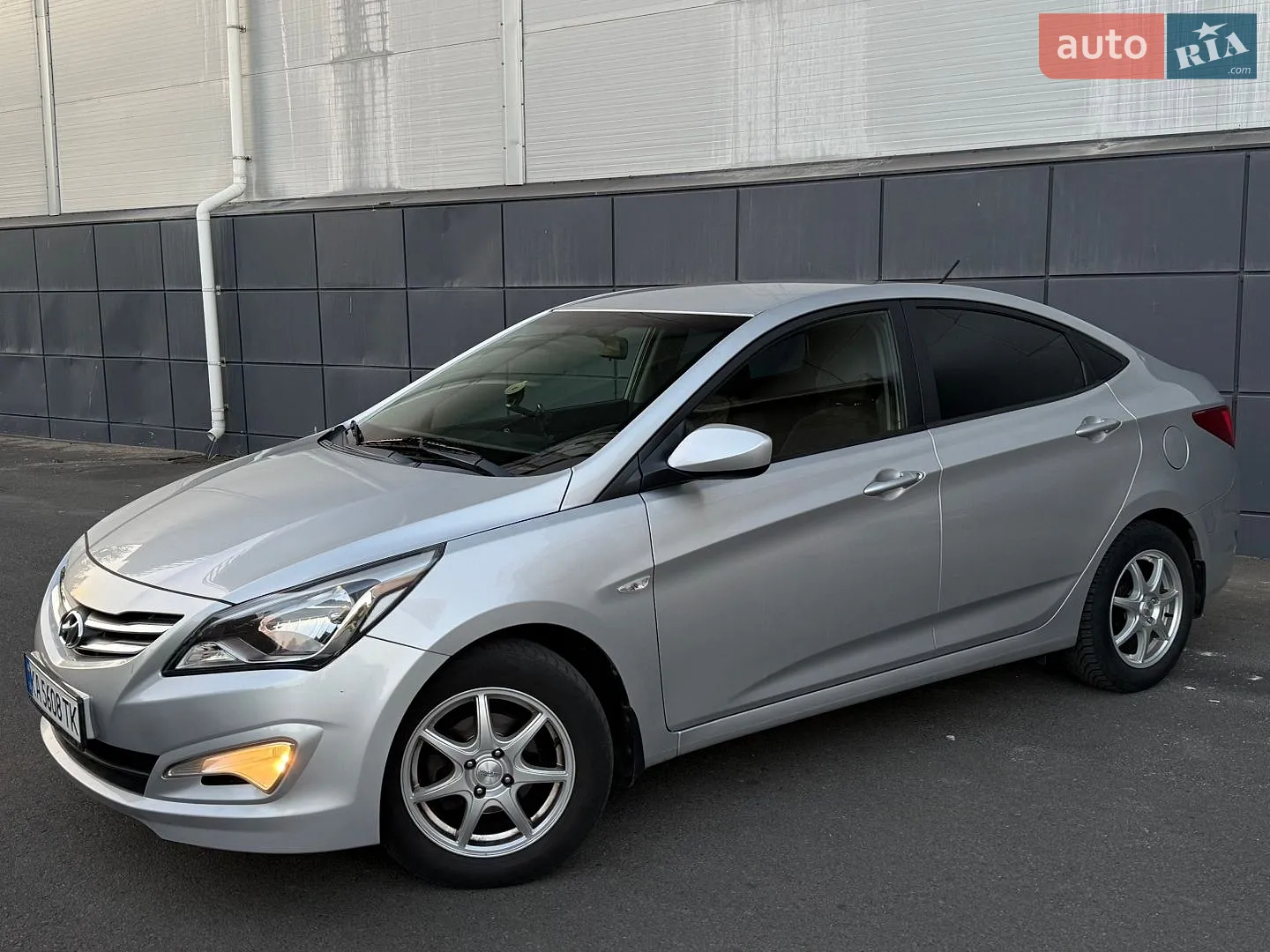 2016 Hyundai Accent - фото 1