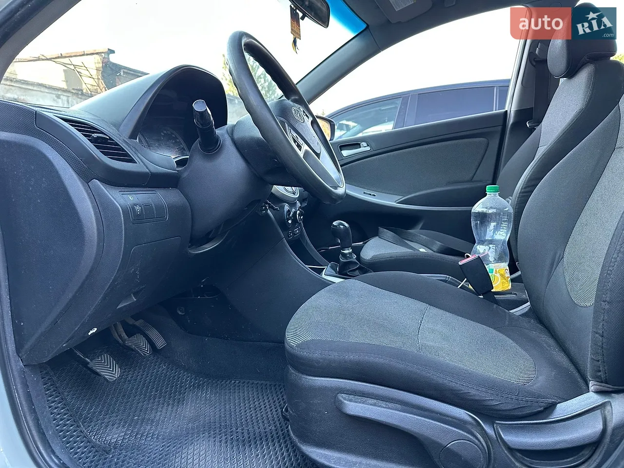 2012 Hyundai Accent - мініатюра 13