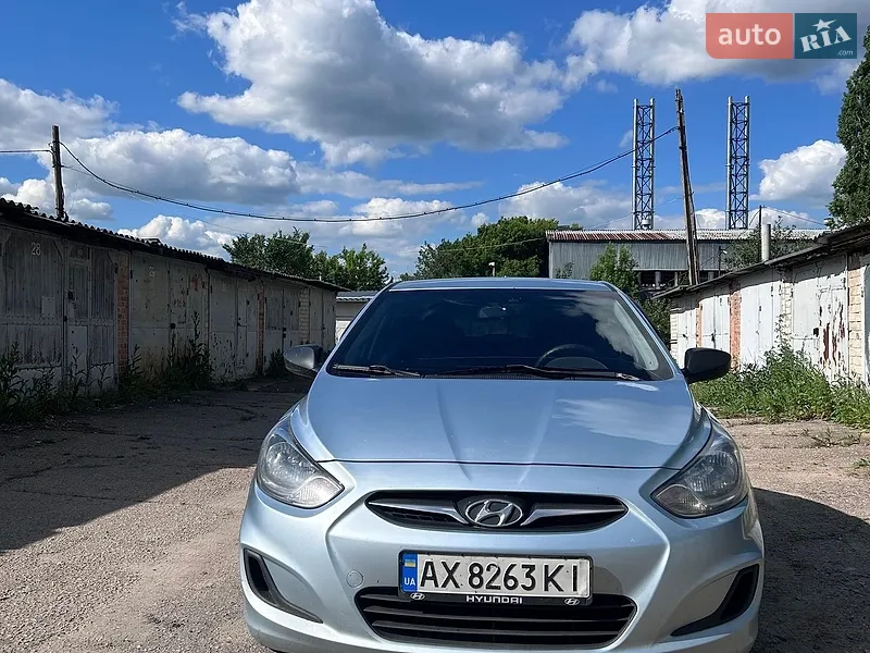 Hyundai Accent