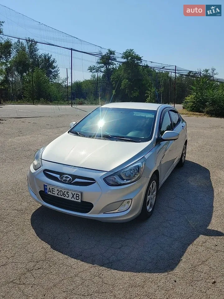 2012 Hyundai Accent - мініатюра 15