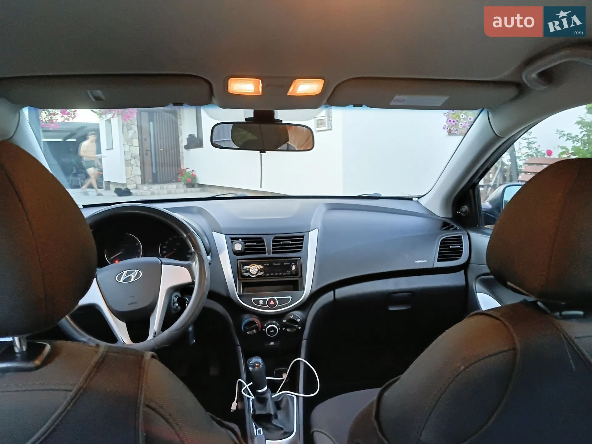 2012 Hyundai Accent - мініатюра 18