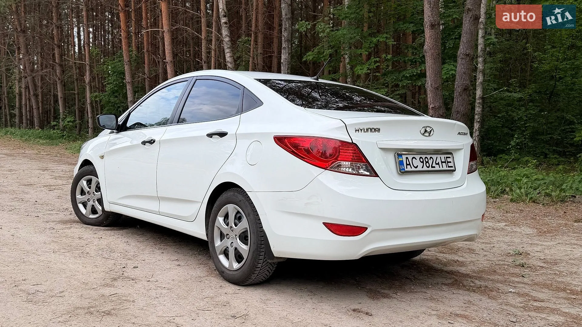 2012 Hyundai Accent - мініатюра 4
