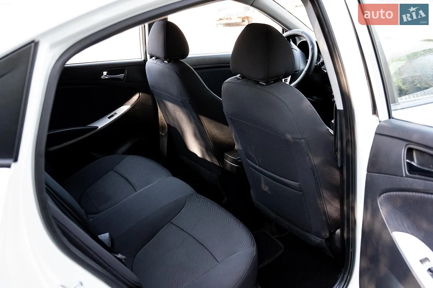 2012 Hyundai Accent - мініатюра 8