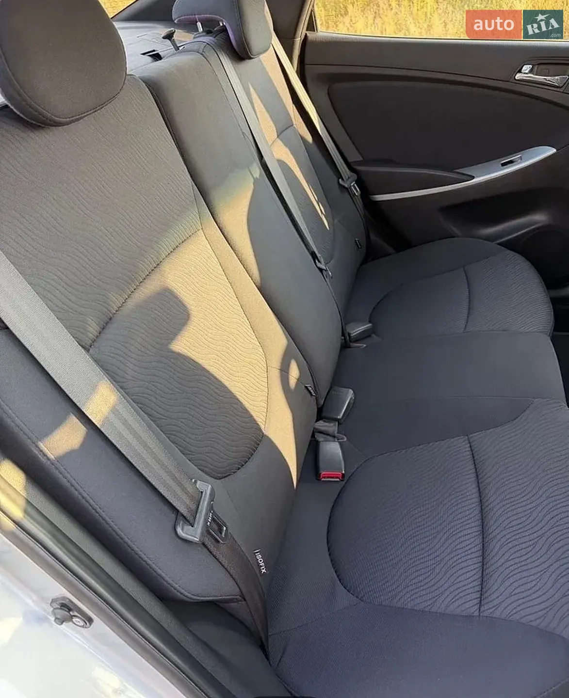 2012 Hyundai Accent - мініатюра 17