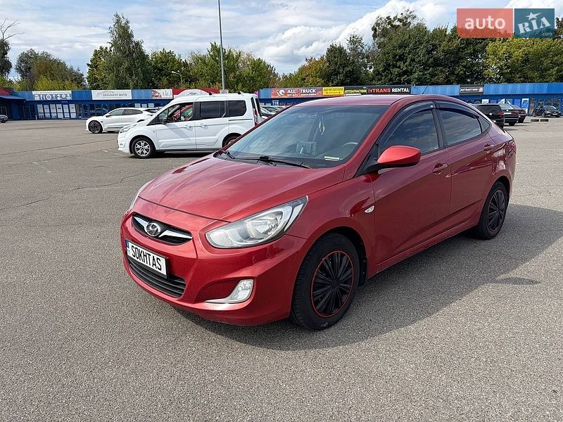 Hyundai Accent, фото з оголошення