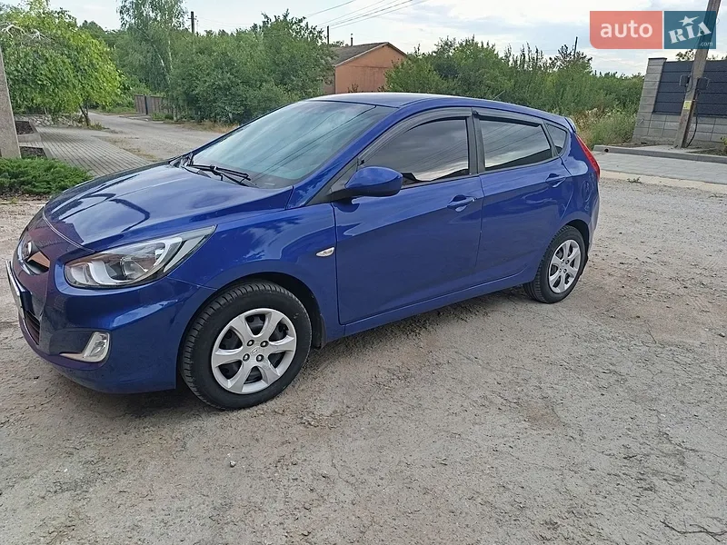 Hyundai Accent
