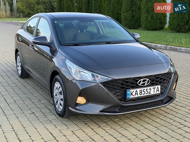 Hyundai Accent