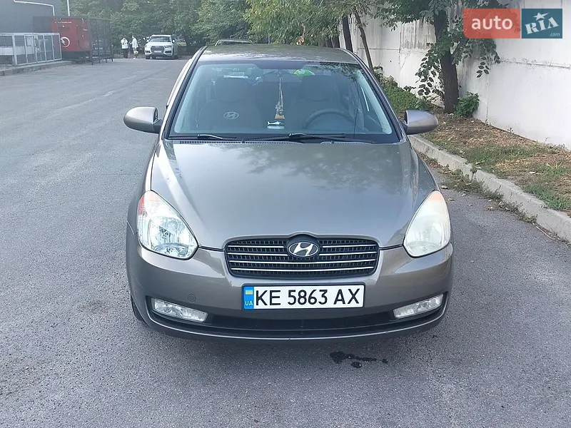 Hyundai Accent