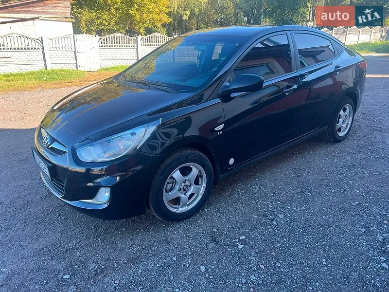 Hyundai Accent
