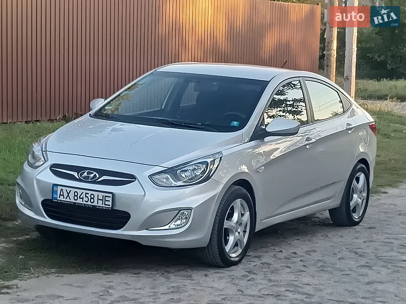 Hyundai Accent