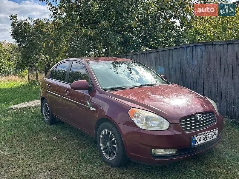 Hyundai Accent