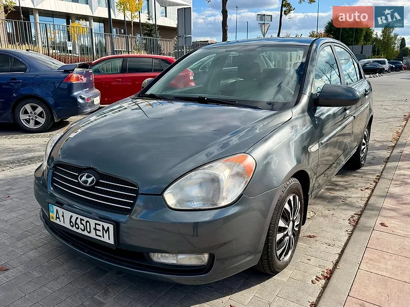 Hyundai Accent