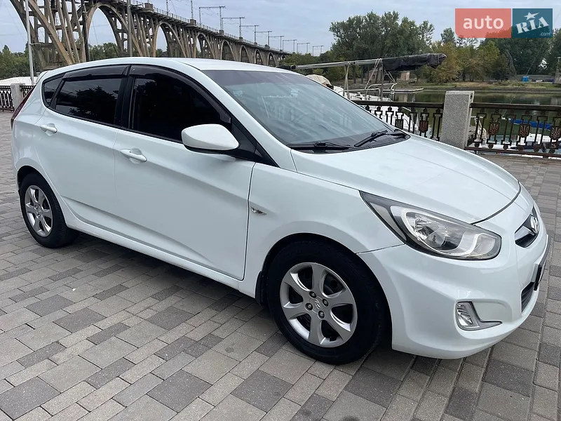 Hyundai Accent