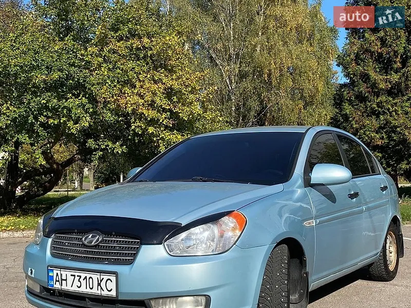 Hyundai Accent