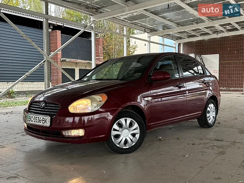 Hyundai Accent