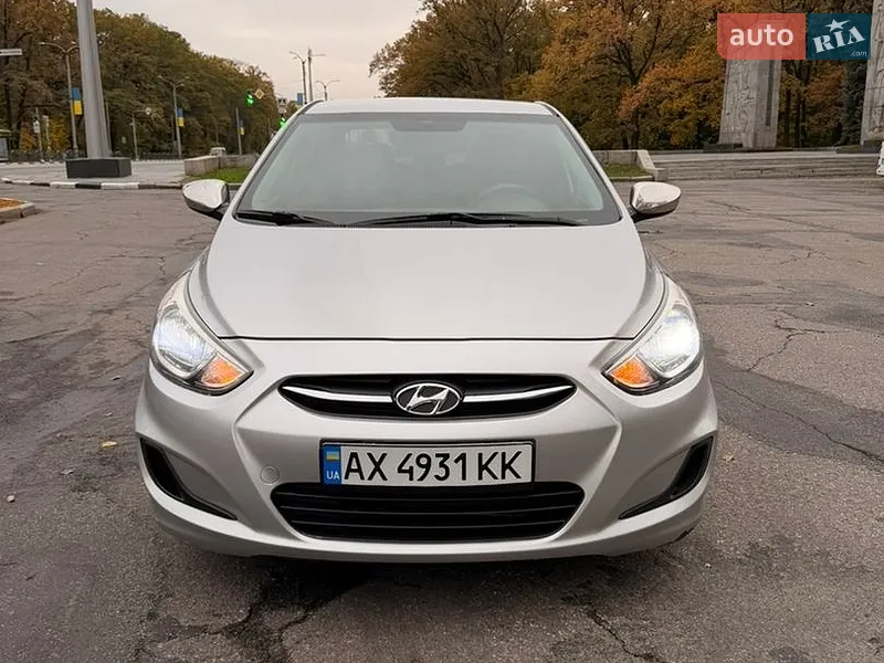Hyundai Accent