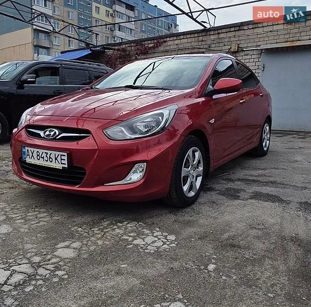 Hyundai Accent