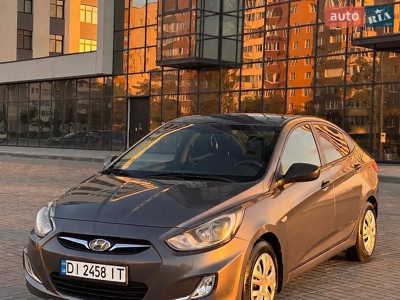 Hyundai Accent