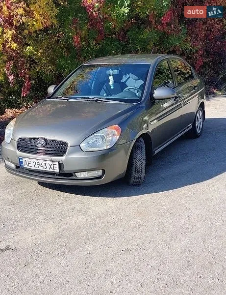 Hyundai Accent