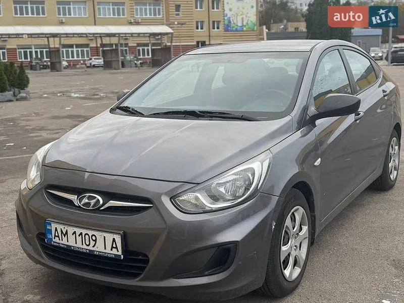 Hyundai Accent
