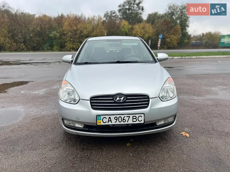 Hyundai Accent