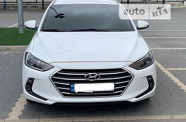 Седан Hyundai Avante 2017 в Харкові