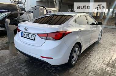 Седан Hyundai Avante 2014 в Одессе