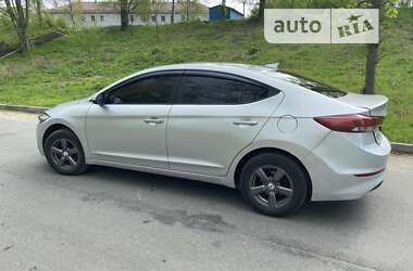 Седан Hyundai Avante 2016 в Днепре