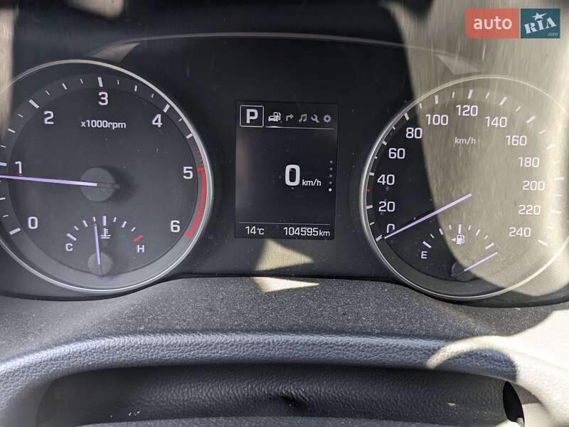 Седан Hyundai Avante 2016 в Киеве