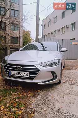 Седан Hyundai Avante 2018 в Дніпрі