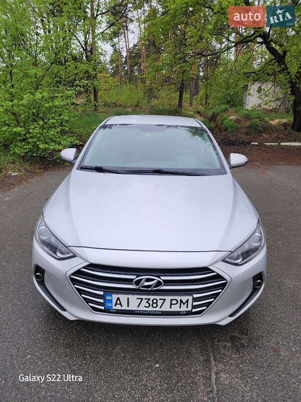 Седан Hyundai Avante 2016 в Вишгороді