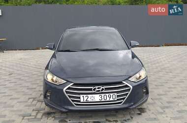 Седан Hyundai Avante 2016 в Зіньківі