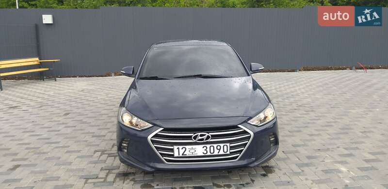 Седан Hyundai Avante 2016 в Зіньківі