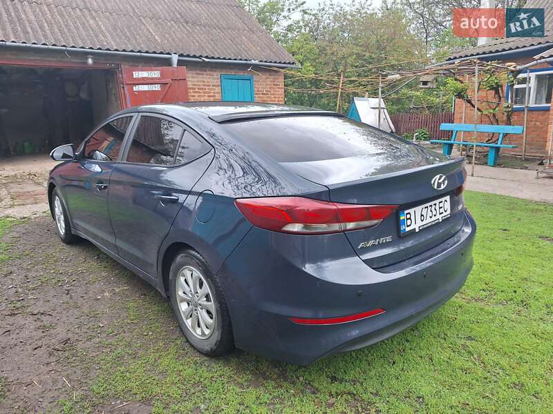 Седан Hyundai Avante 2016 в Зіньківі