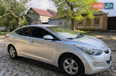 Седан Hyundai Avante 2012 в Миколаєві