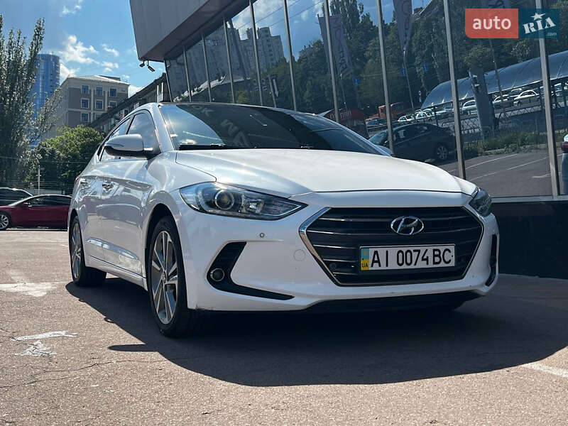 Hyundai Avante 2016