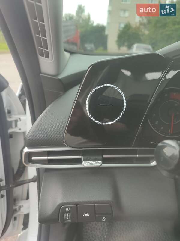 Седан Hyundai Avante 2021 в Овруче