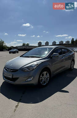 Седан Hyundai Avante 2012 в Киеве