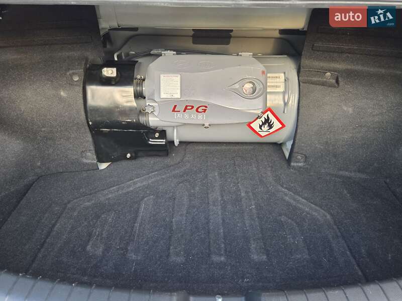 Седан Hyundai Avante 2016 в Одессе