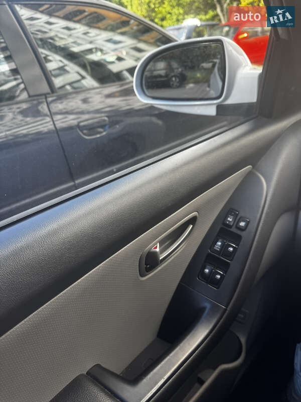 Седан Hyundai Avante 2008 в Києві фото 19 Седан Hyundai Avante 2008 в Києві