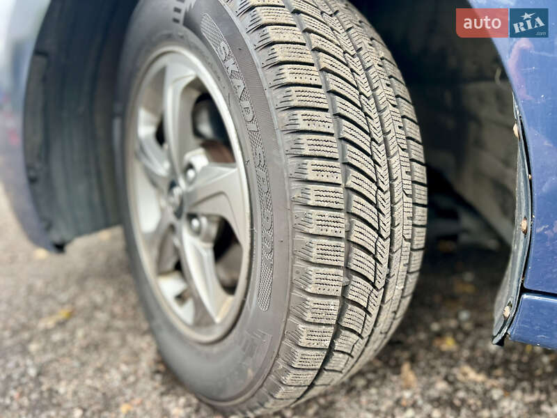 Седан Hyundai Avante 2015 в Києві