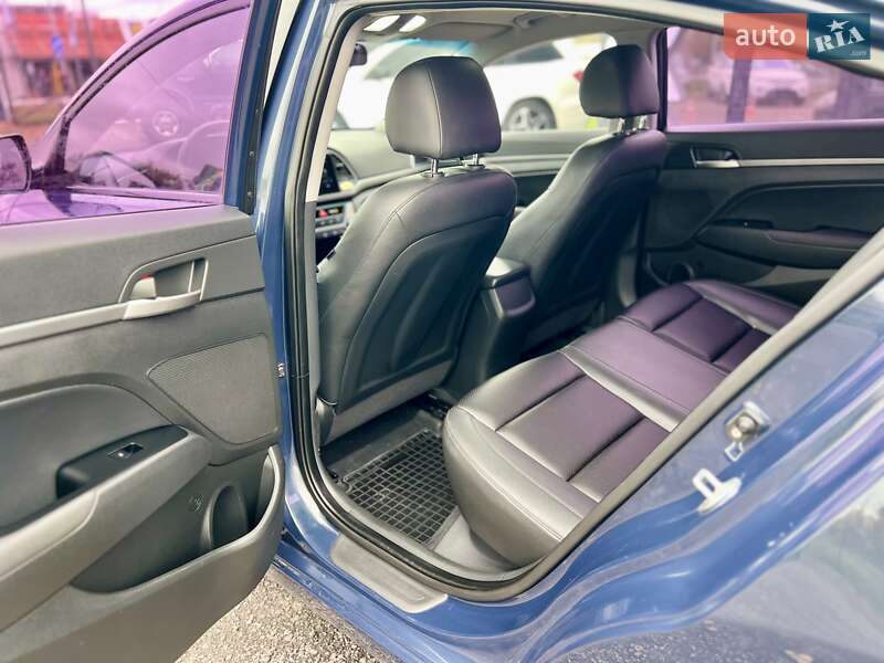 Седан Hyundai Avante 2015 в Каменке фото 16 Седан Hyundai Avante 2015 в Каменке