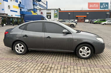 Седан Hyundai Avante 2008 в Хмельницком