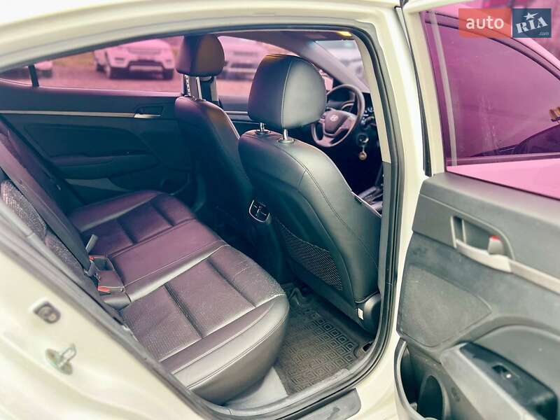 Седан Hyundai Avante 2015 в Києві фото 17 Седан Hyundai Avante 2015 в Києві